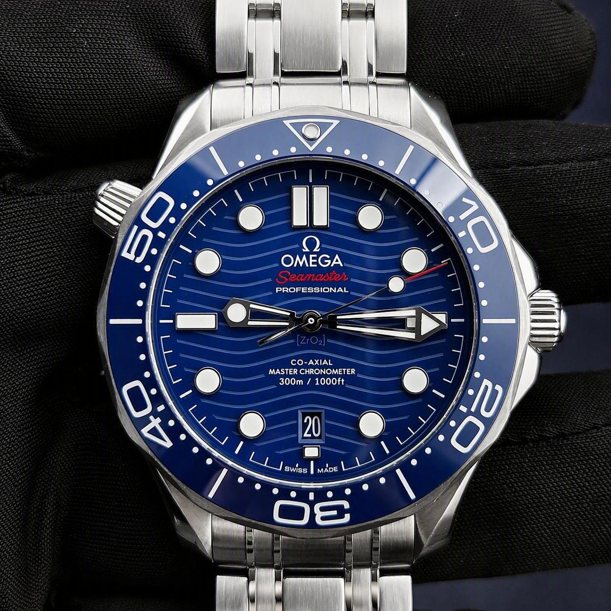 2022 Omega Seamaster Diver 300M Blue 42mm 210.30.42.20.03.001 Full Set + All Links - Image 4