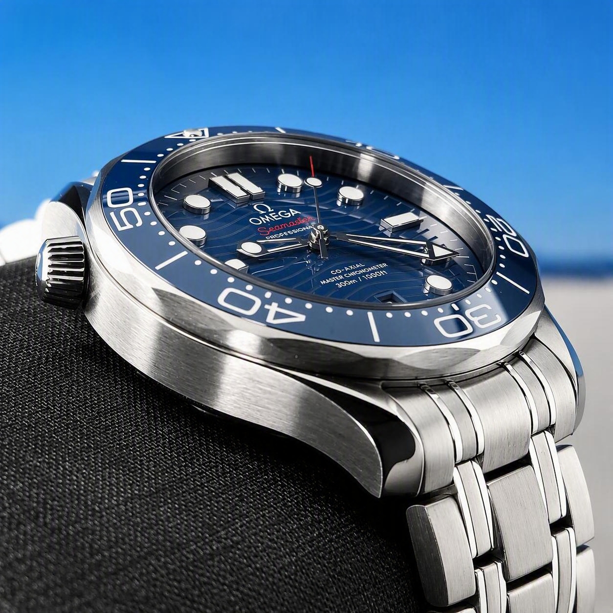2022 Omega Seamaster Diver 300M Blue 42mm 210.30.42.20.03.001 Full Set + All Links - Image 5