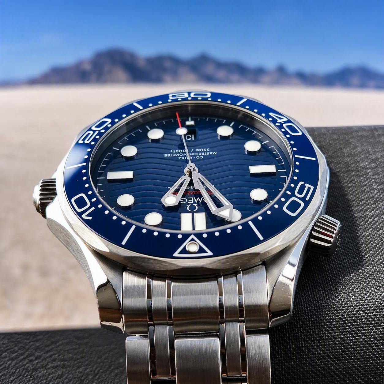 2022 Omega Seamaster Diver 300M Blue 42mm 210.30.42.20.03.001 Full Set + All Links - Image 8