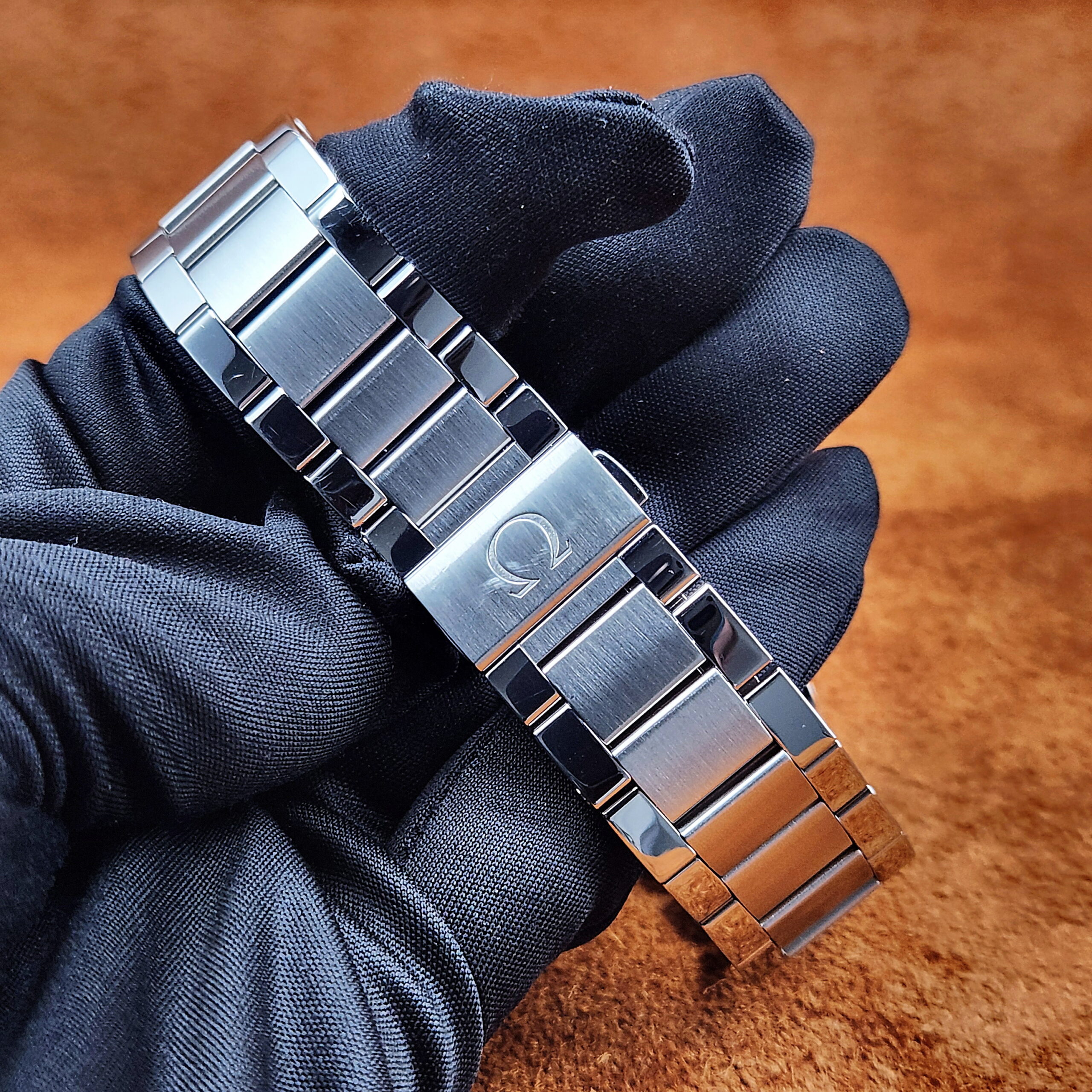 Omega Speedmaster '57 Co-Axial 331.10.42.51.01.002, Box & Papers - Image 9